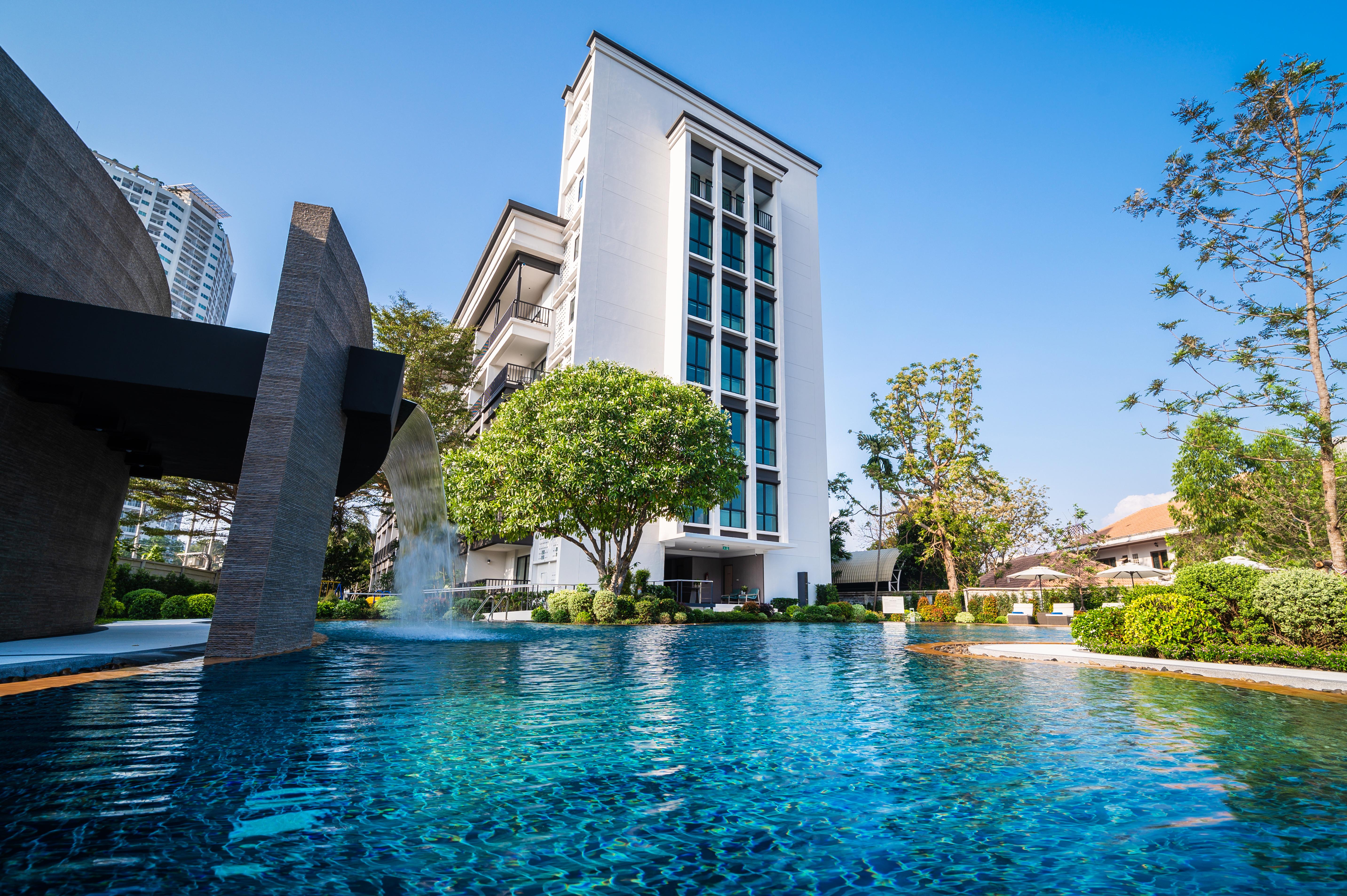 Manhattan Pattaya Hotel - Sha Extra Plus Exterior photo