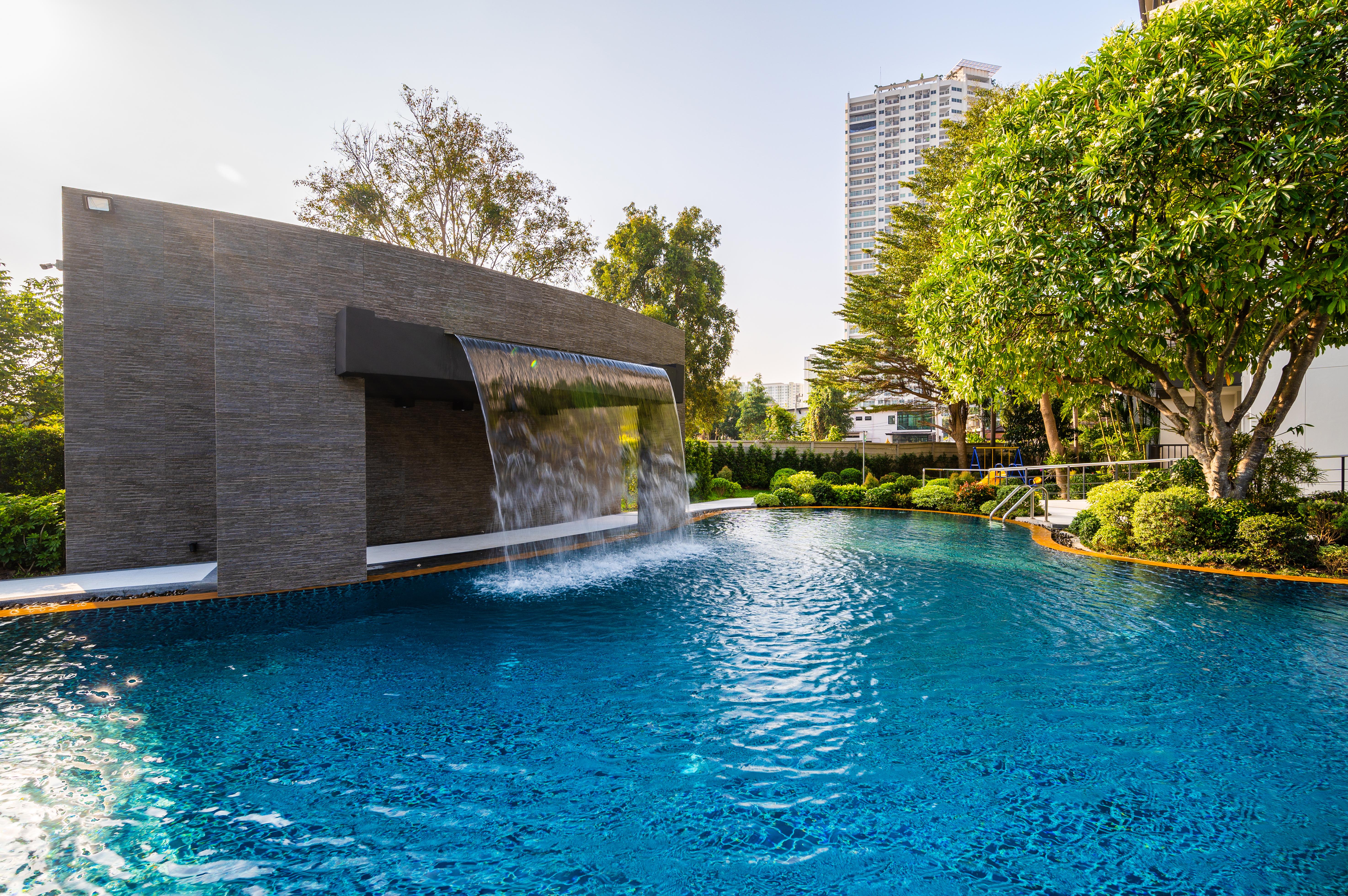 Manhattan Pattaya Hotel - Sha Extra Plus Exterior photo